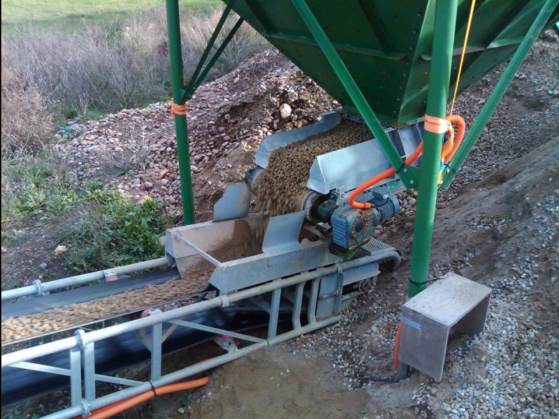 Extracteur à bande MANUEXTRACT pour le transport de terre et gravats