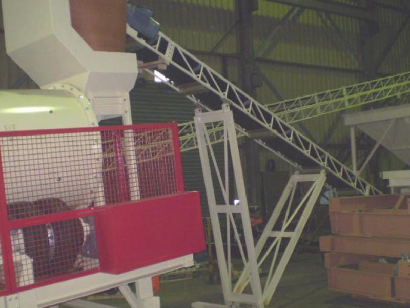 Palée en V fixe pour convoyeur industriel